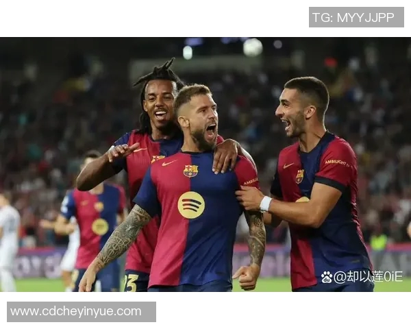 足球明星欢庆时刻举杯畅饮视频记录荣耀与激情的瞬间