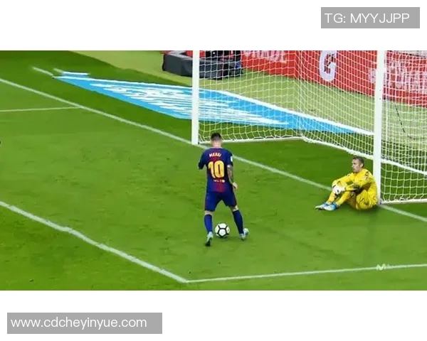 足球明星的奇葩瞬间与迷惑行为大盘点让人哭笑不得的场景回顾