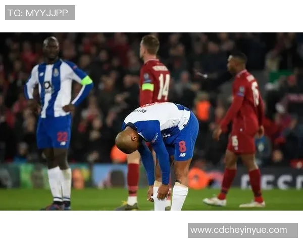 L波尔图主场迎战利物浦双方争夺欧冠小组赛关键胜利 L波尔图主场迎战利物浦双方争夺欧冠小组赛关键胜利